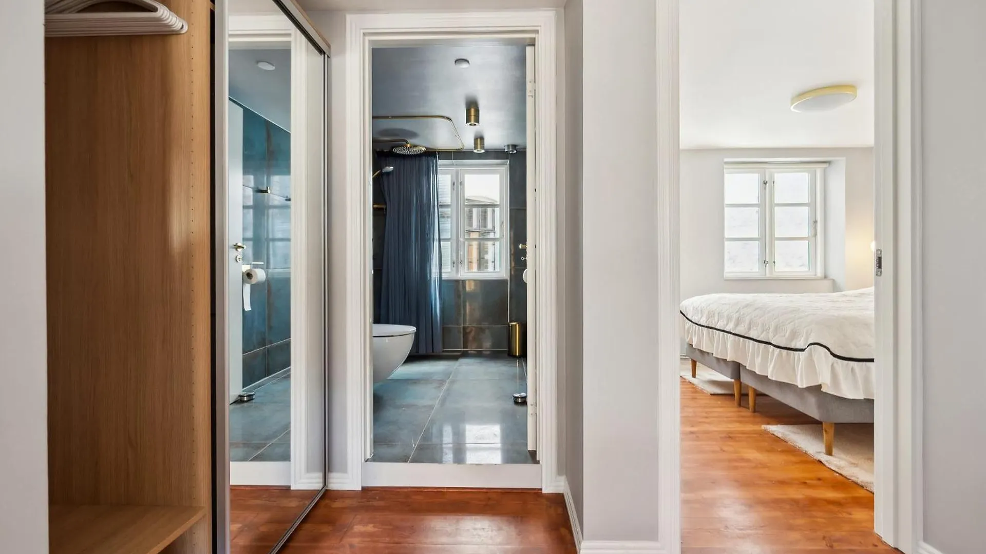 Stay Central - Steps From Tivoli & Nyhavn Copenhagen Apartment